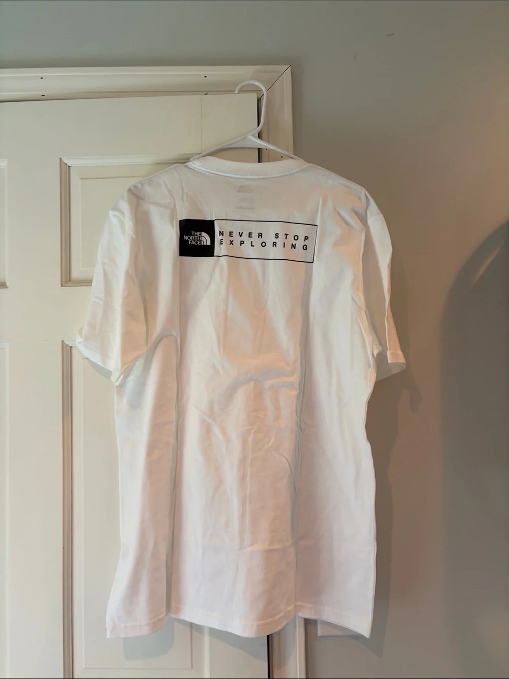 The North Face Men’s White Crew Neck Logo Tee